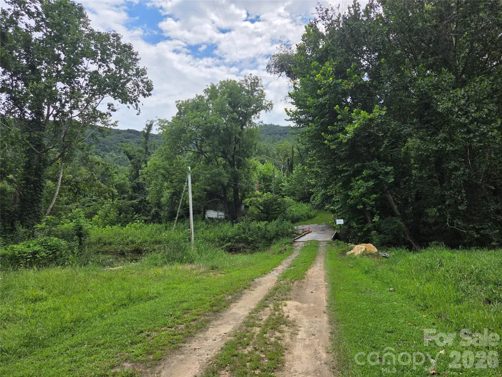 6059 Mount Zion Road Ferguson, NC 28624