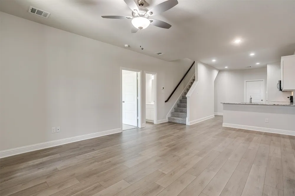 6912 Houndstooth Place Arlington, TX 76001