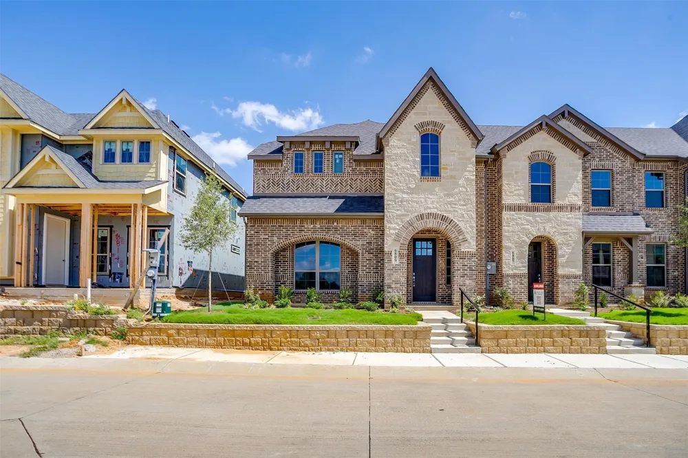 6912 Houndstooth Place Arlington, TX 76001