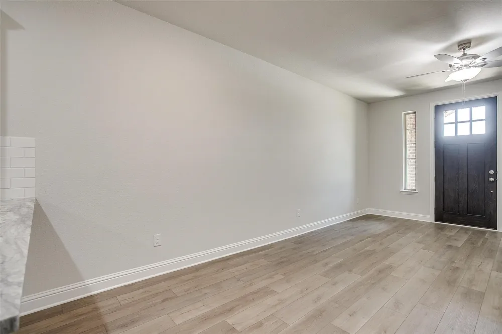 6912 Houndstooth Place Arlington, TX 76001
