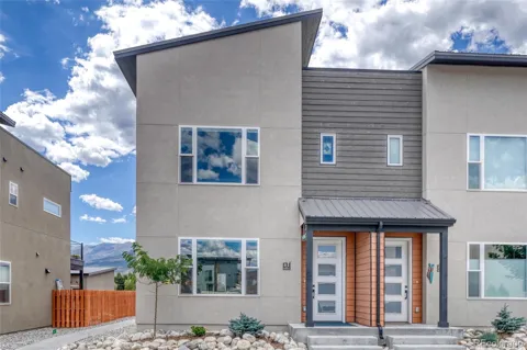 3111 Emma Lane #B