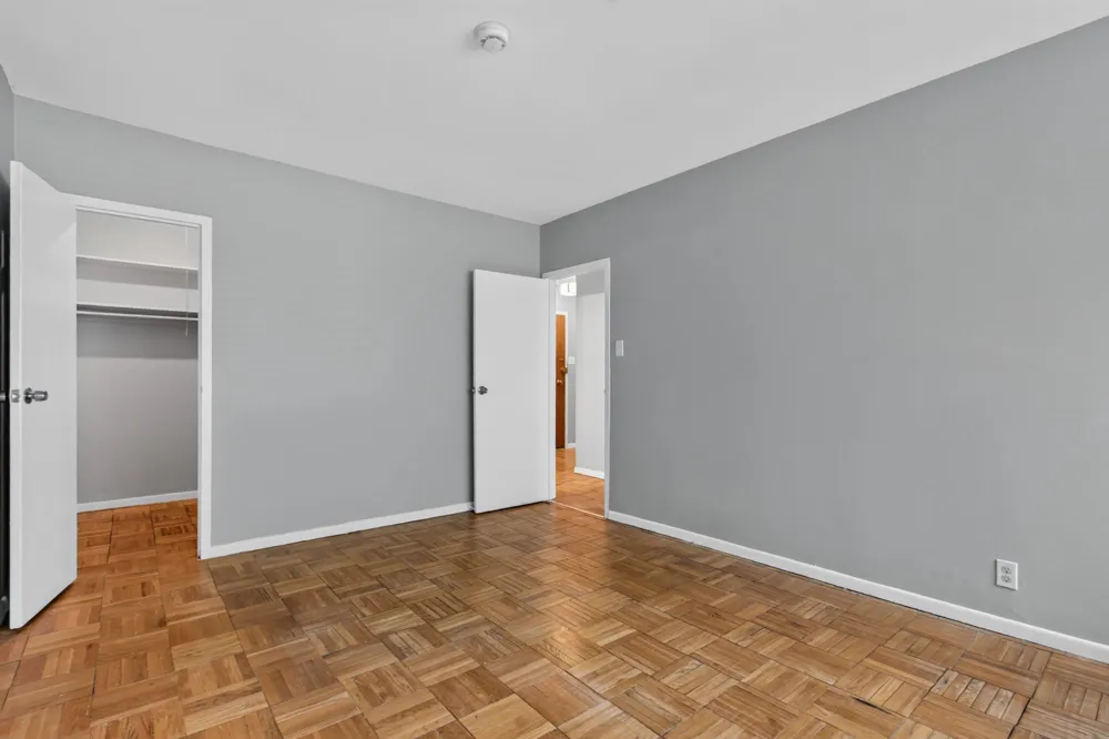 4200 CATHEDRAL AVENUE NW #111 Washington, DC 20016