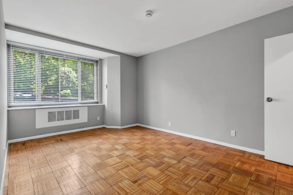 4200 CATHEDRAL AVENUE NW #111 Washington, DC 20016
