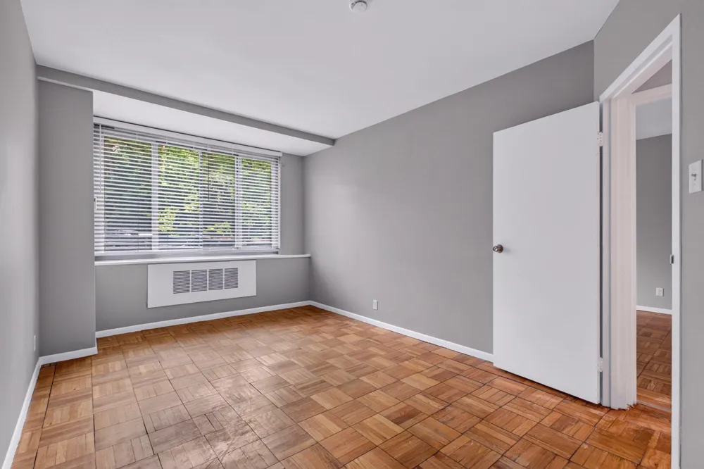 4200 CATHEDRAL AVENUE NW #111 Washington, DC 20016