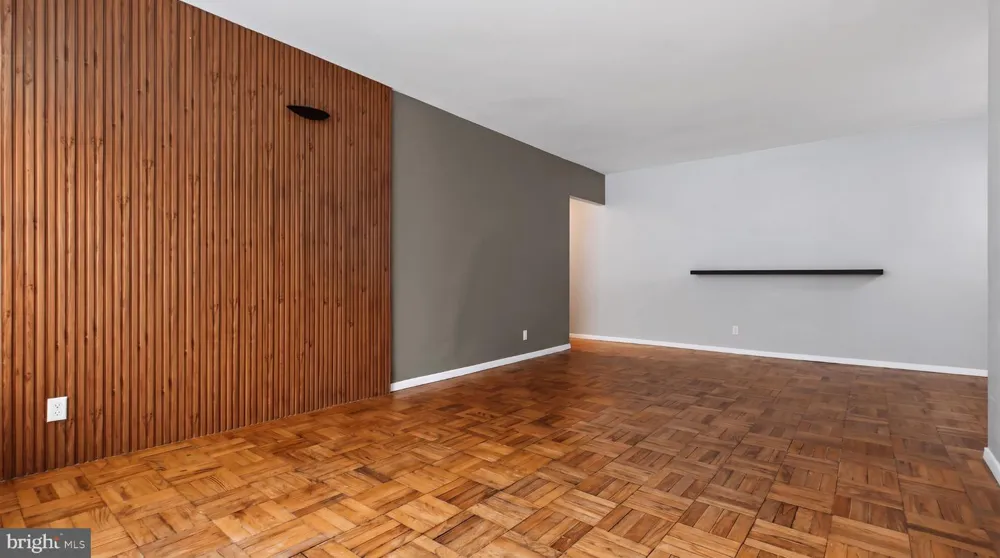 4200 CATHEDRAL AVENUE NW #111 Washington, DC 20016