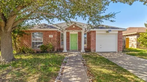 709 W Darlene Drive