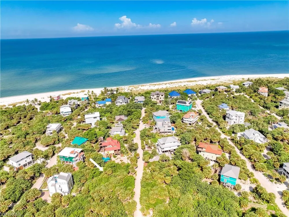 4531 Conch Shell Drive Upper Captiva, FL 33924