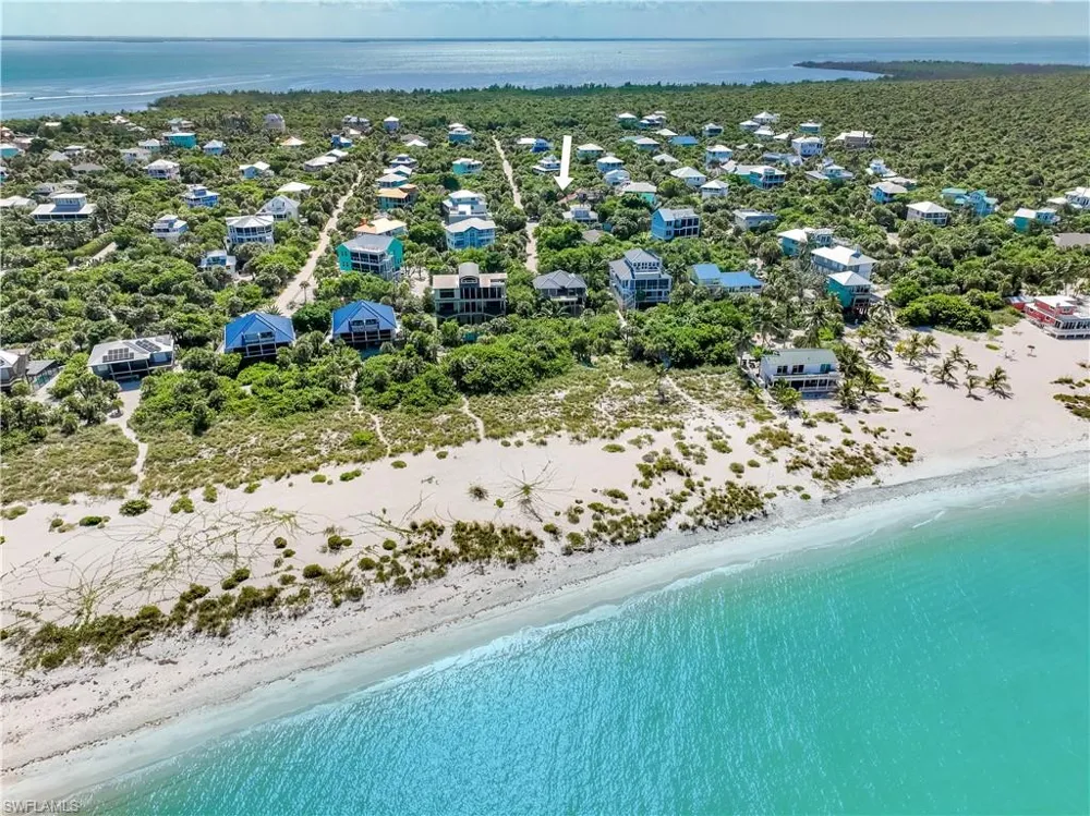 4531 Conch Shell Drive Upper Captiva, FL 33924