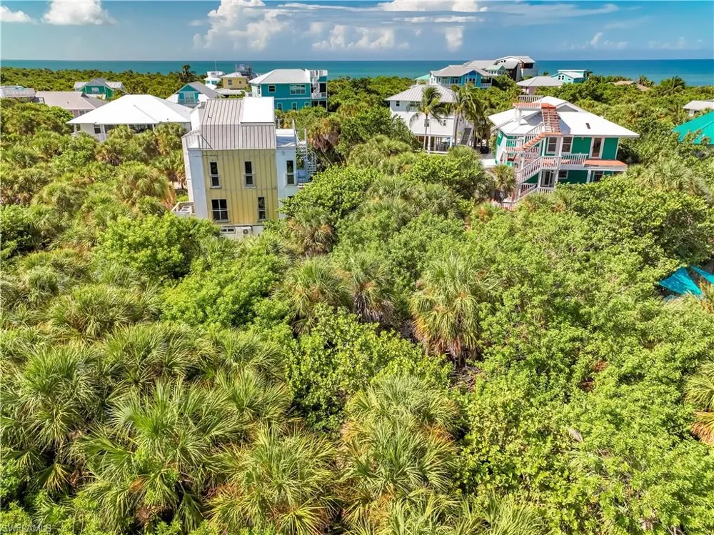 4531 Conch Shell Drive Upper Captiva, FL 33924
