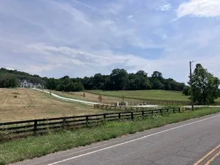 3076 Carters Creek Pk Franklin, TN 37064