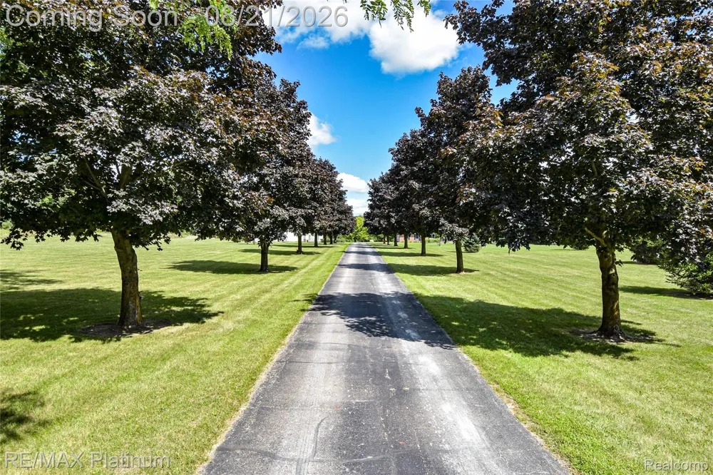 7650 Owosso Road Cohoctah Township, MI 48836