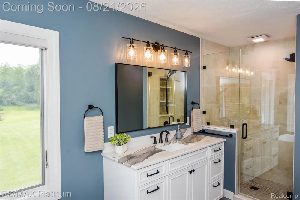 7650 Owosso Road Cohoctah Township, MI 48836