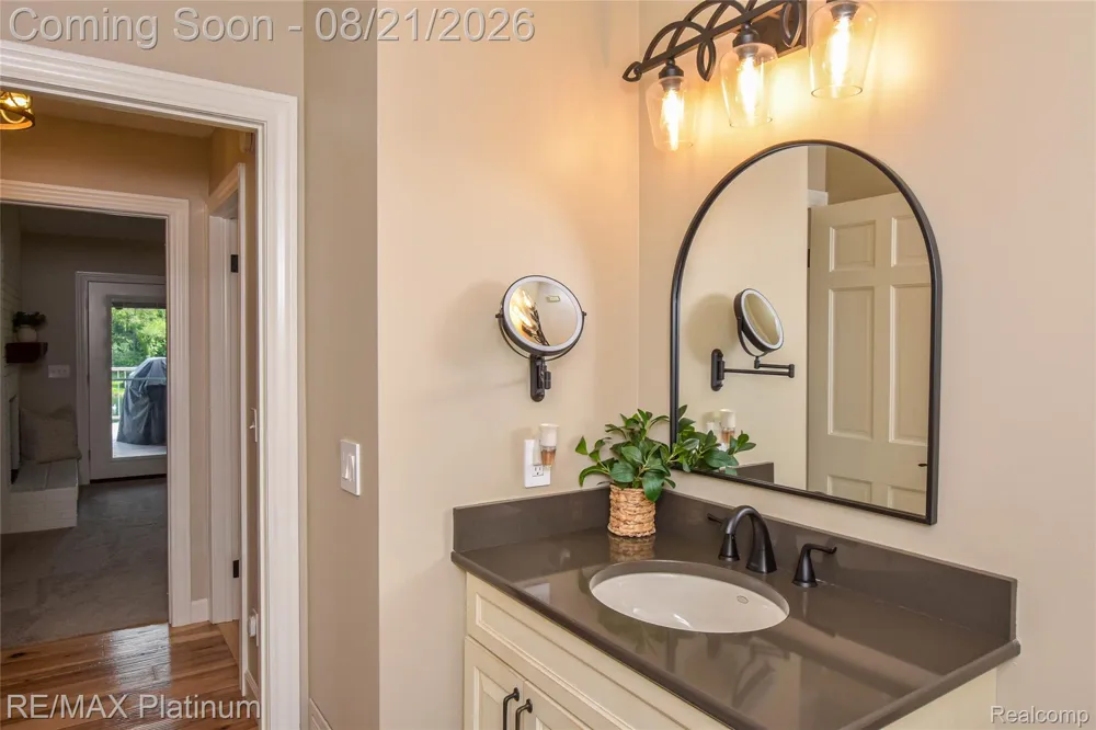 7650 Owosso Road Cohoctah Township, MI 48836