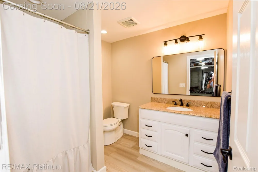 7650 Owosso Road Cohoctah Township, MI 48836
