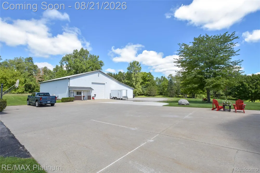 7650 Owosso Road Cohoctah Township, MI 48836