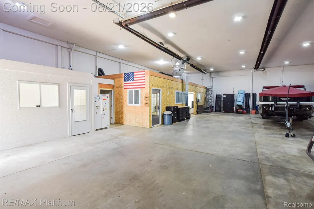 7650 Owosso Road Cohoctah Township, MI 48836