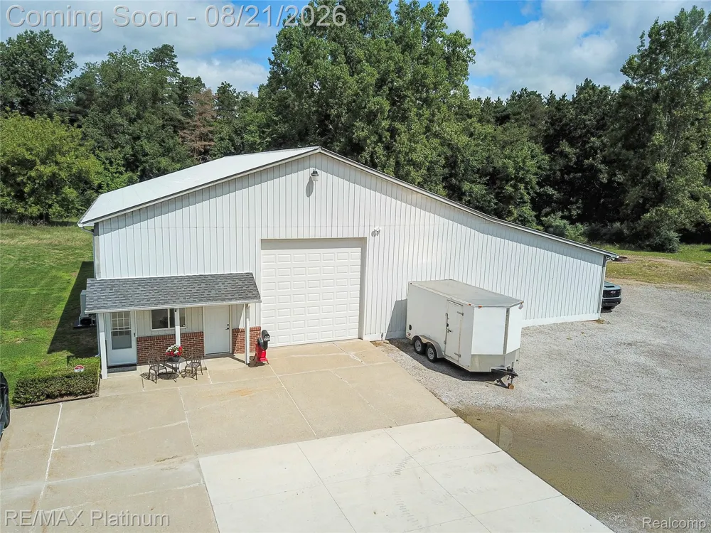 7650 Owosso Road Cohoctah Township, MI 48836