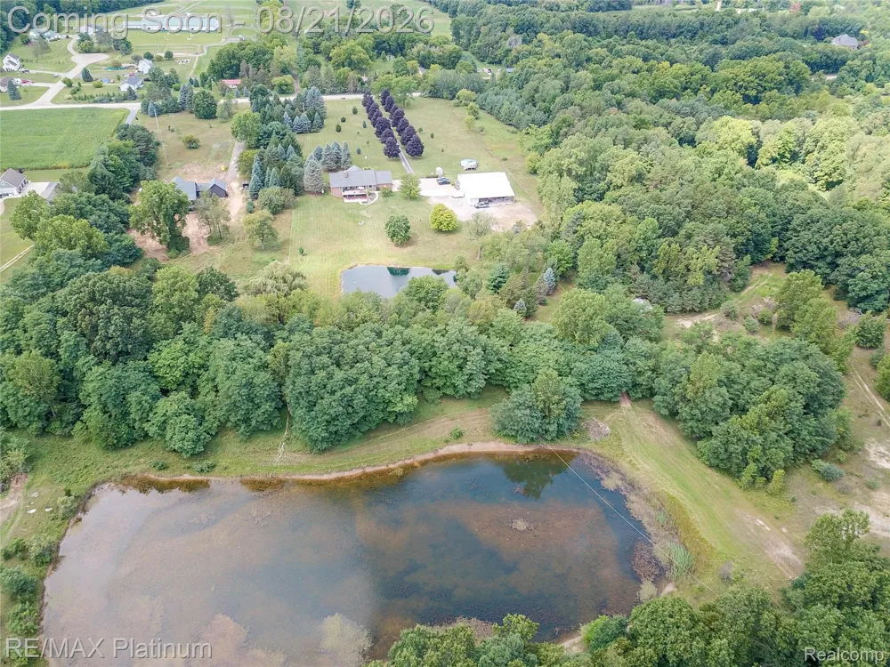 7650 Owosso Road Cohoctah Township, MI 48836