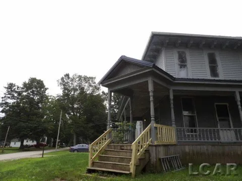 301 W Silver Street