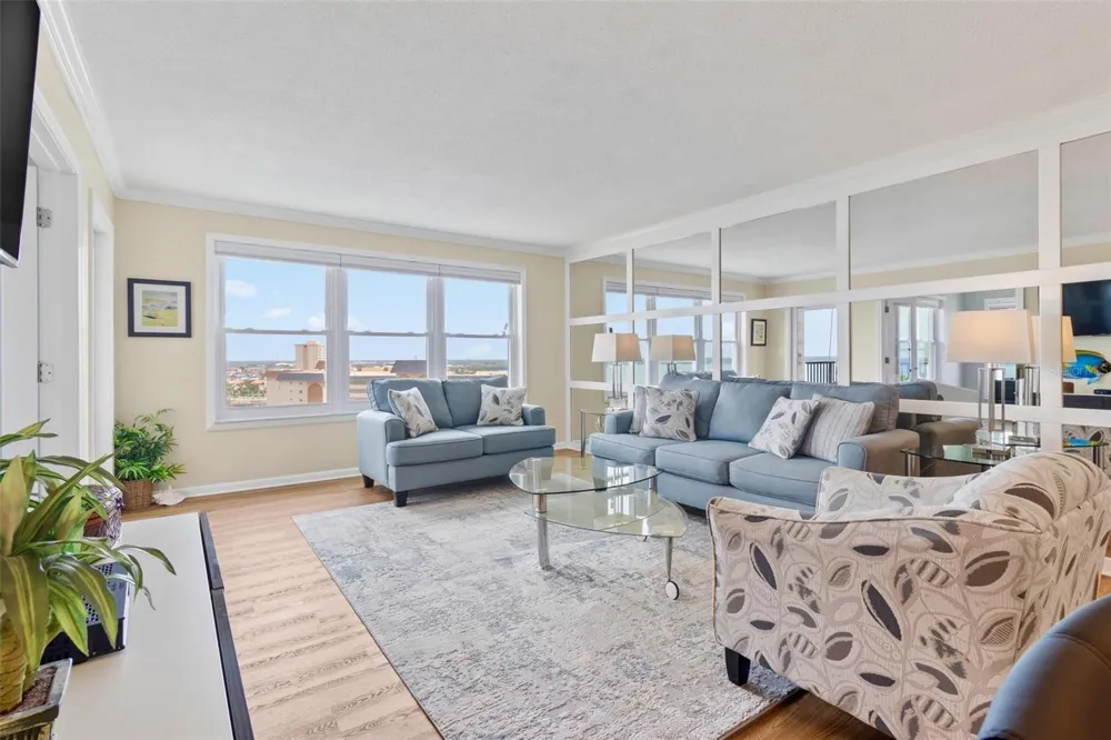 5220 BRITTANY DRIVE S #1309 St Petersburg, FL 33715