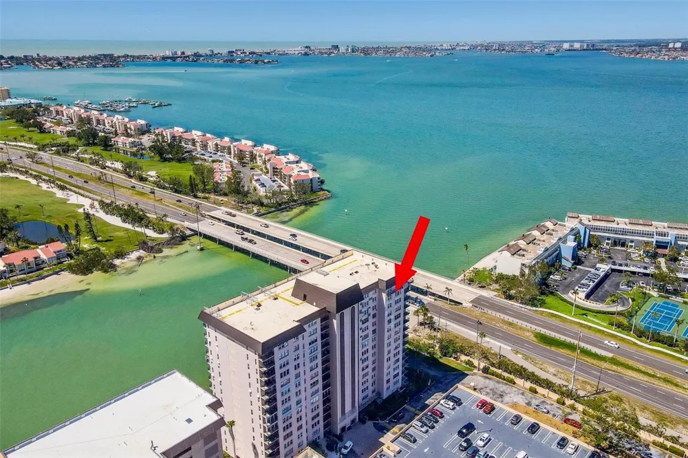 5220 BRITTANY DRIVE S #1309 St Petersburg, FL 33715