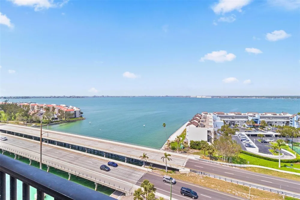 5220 BRITTANY DRIVE S #1309 St Petersburg, FL 33715