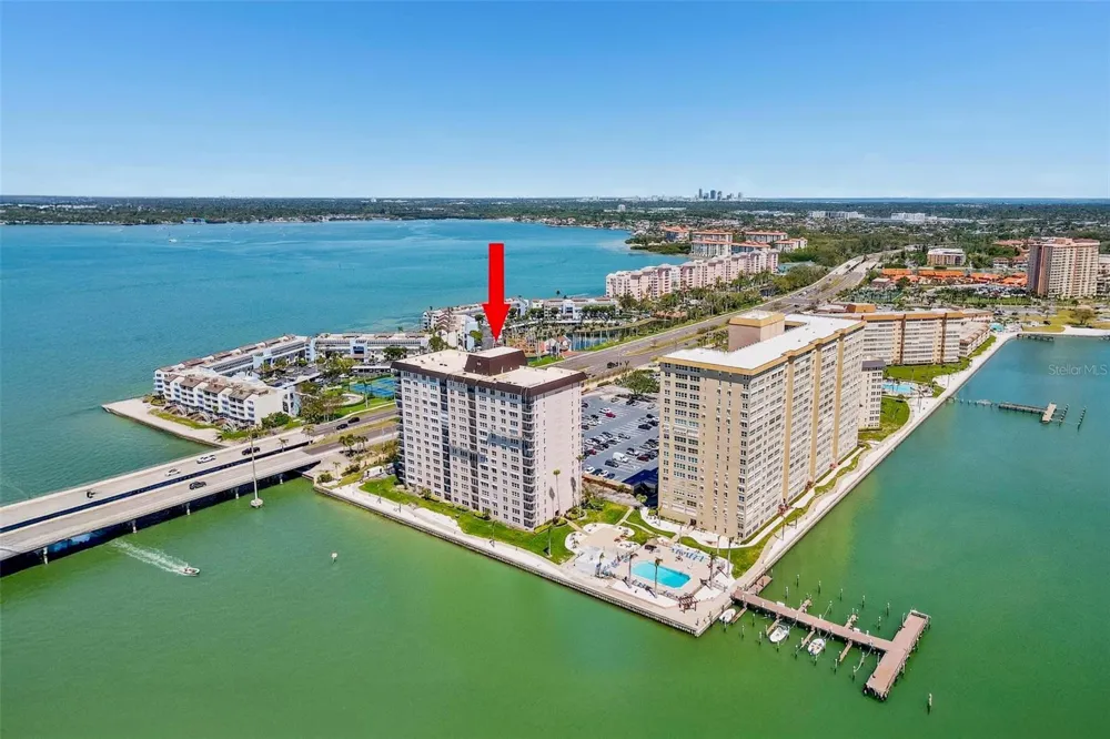 5220 BRITTANY DRIVE S #1309 St Petersburg, FL 33715
