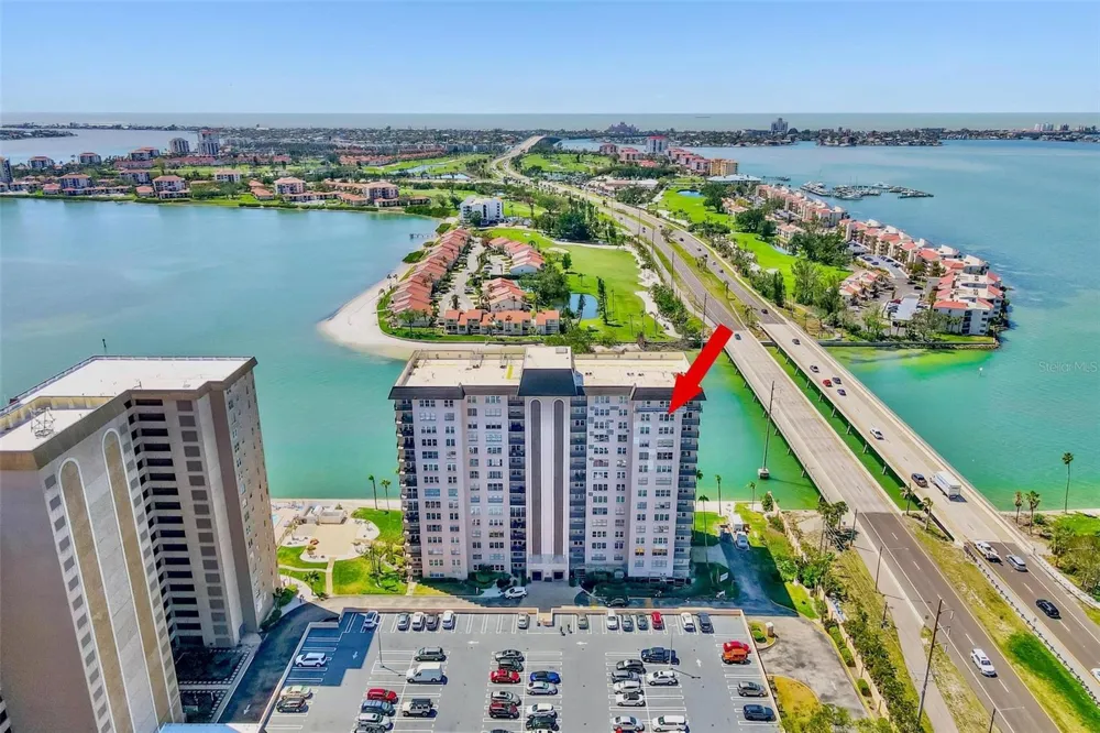 5220 BRITTANY DRIVE S #1309 St Petersburg, FL 33715
