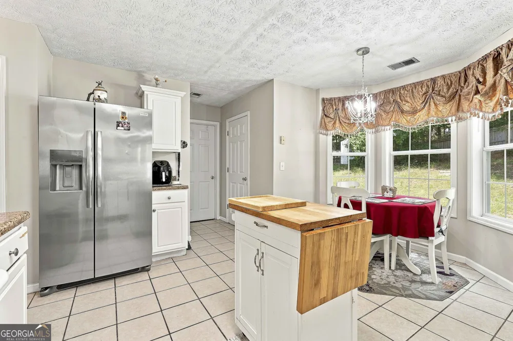 12198 Crestwood CT Fayetteville, GA 30215