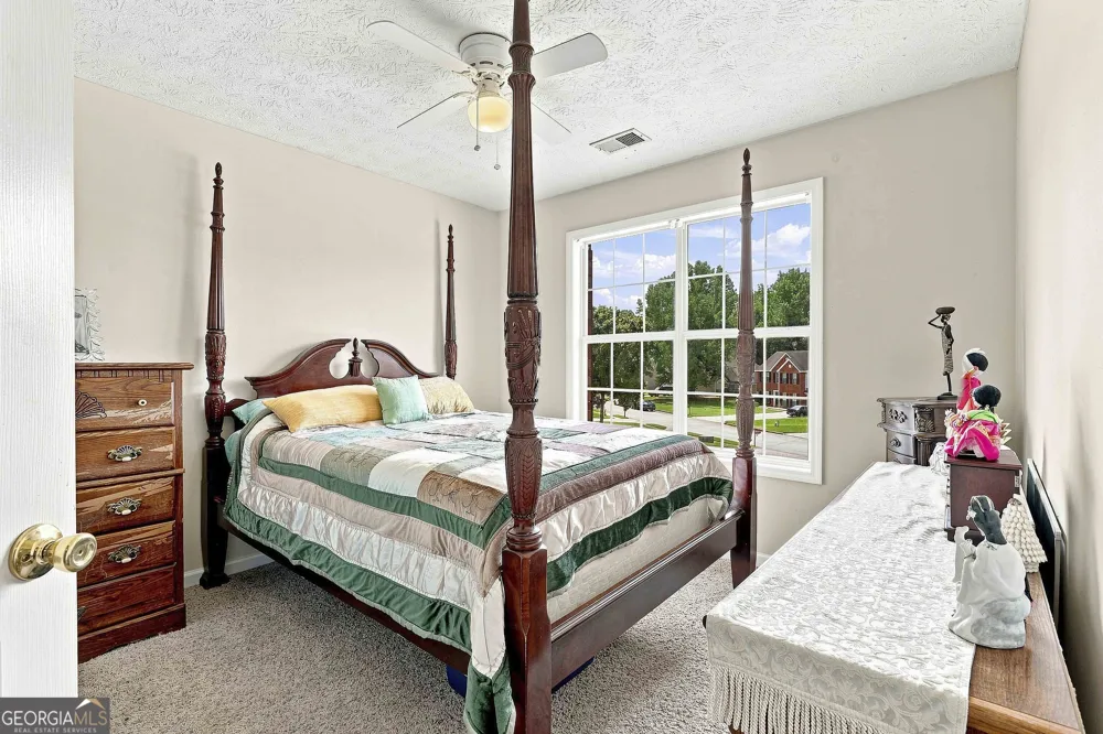 12198 Crestwood CT Fayetteville, GA 30215