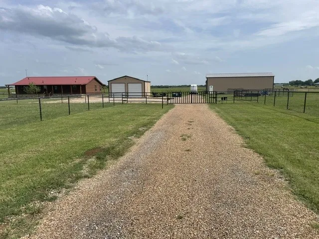 2290 Brooks Lane Sadler, TX 76264