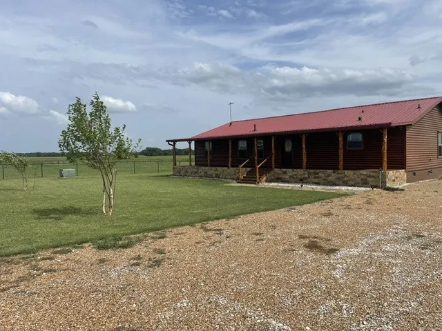 2290 Brooks Lane Sadler, TX 76264