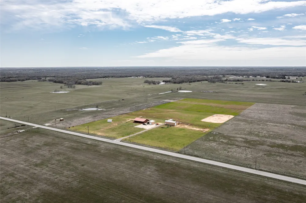 2290 Brooks Lane Sadler, TX 76264