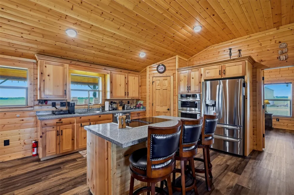 2290 Brooks Lane Sadler, TX 76264