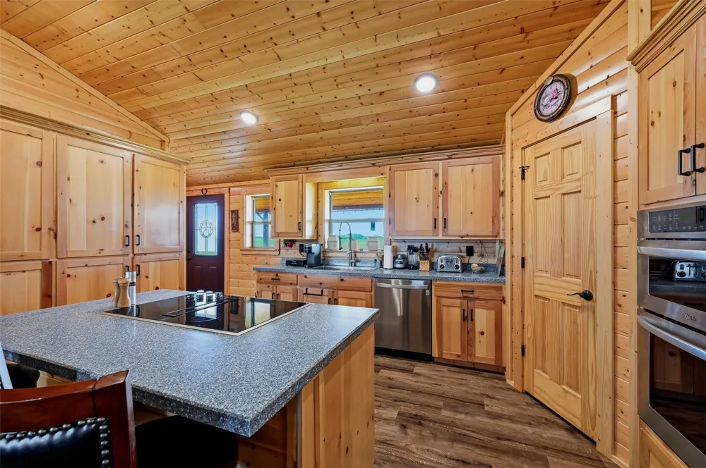 2290 Brooks Lane Sadler, TX 76264