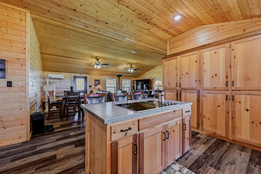 2290 Brooks Lane Sadler, TX 76264