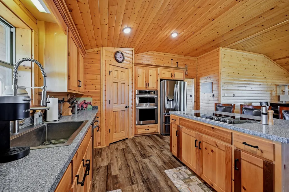 2290 Brooks Lane Sadler, TX 76264