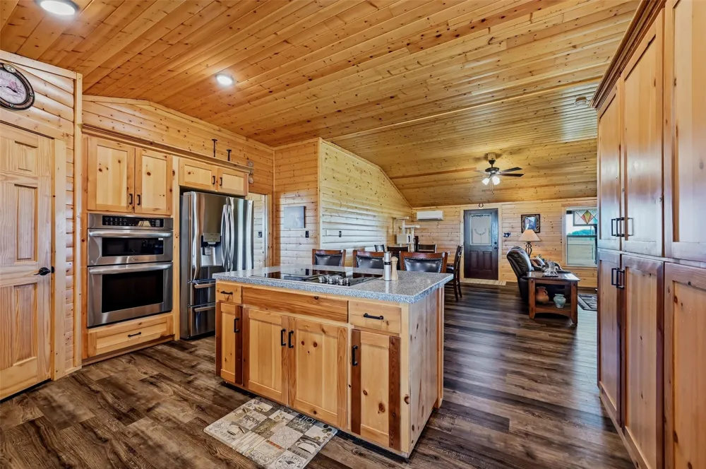 2290 Brooks Lane Sadler, TX 76264