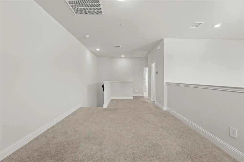 1045 Thomas Place Carrollton, TX 75006