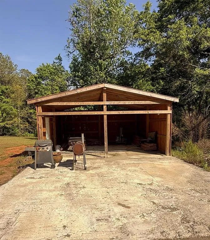 2018 Star Point Road Carrollton, GA 30116