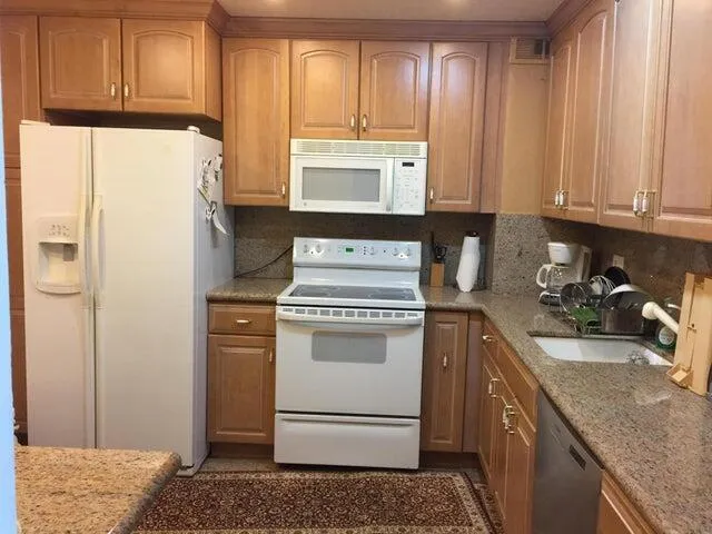 3450 S Ocean Boulevard #807 Palm Beach, FL 33480
