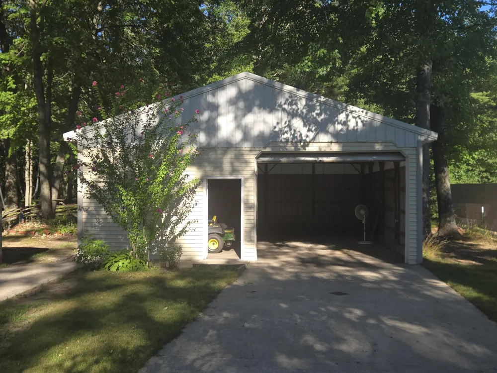 2840 Pillon Road Twin Lake, MI 49457