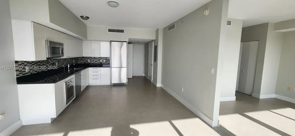 92 SW 3rd St #4308 Miami, FL 33130
