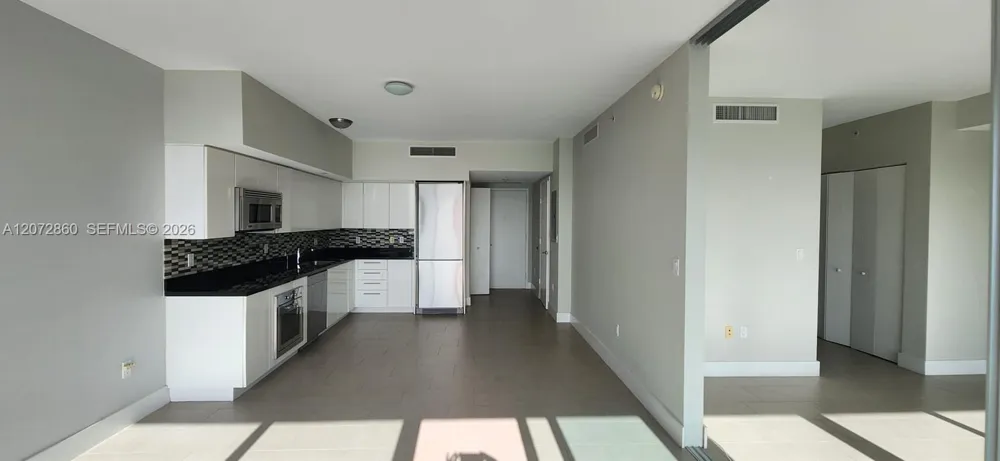 92 SW 3rd St #4308 Miami, FL 33130