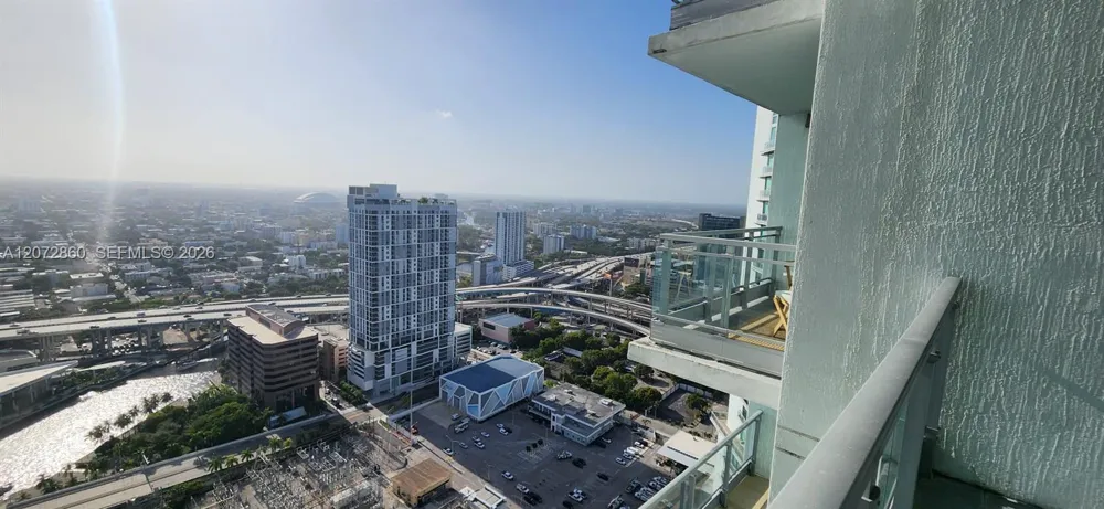 92 SW 3rd St #4308 Miami, FL 33130