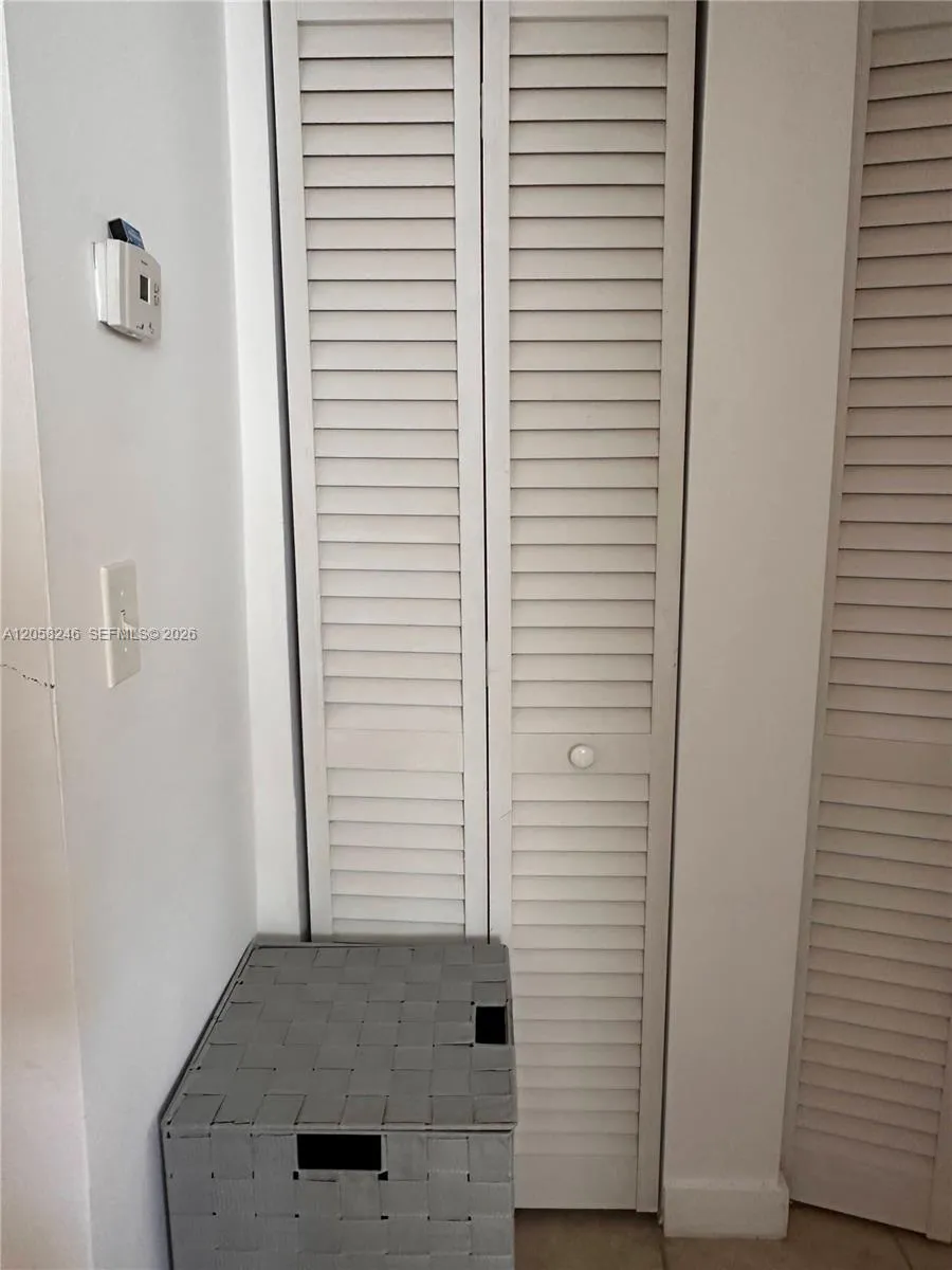 1100 NE 1st Ct #103 Hallandale Beach, FL 33009