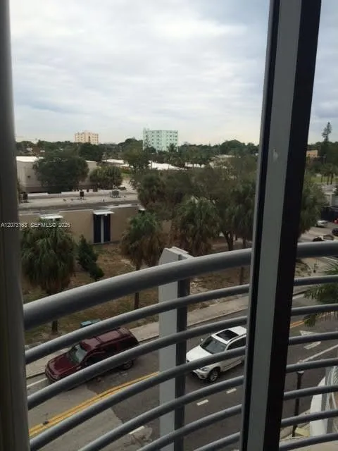 1830 Radius Dr #409 Hollywood, FL 33020