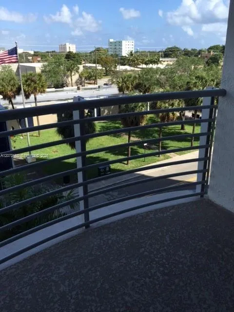 1830 Radius Dr #409 Hollywood, FL 33020