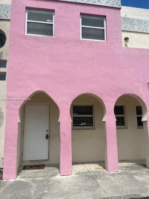 2735 NW 131 ST #2735