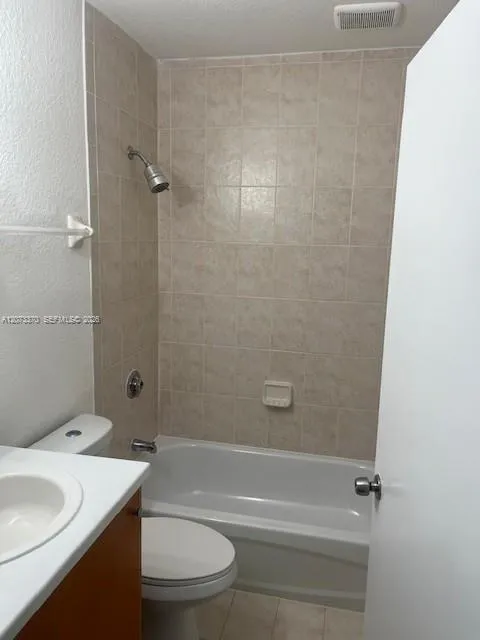 2735 NW 131 ST #2735 Opa-Locka, FL 33054